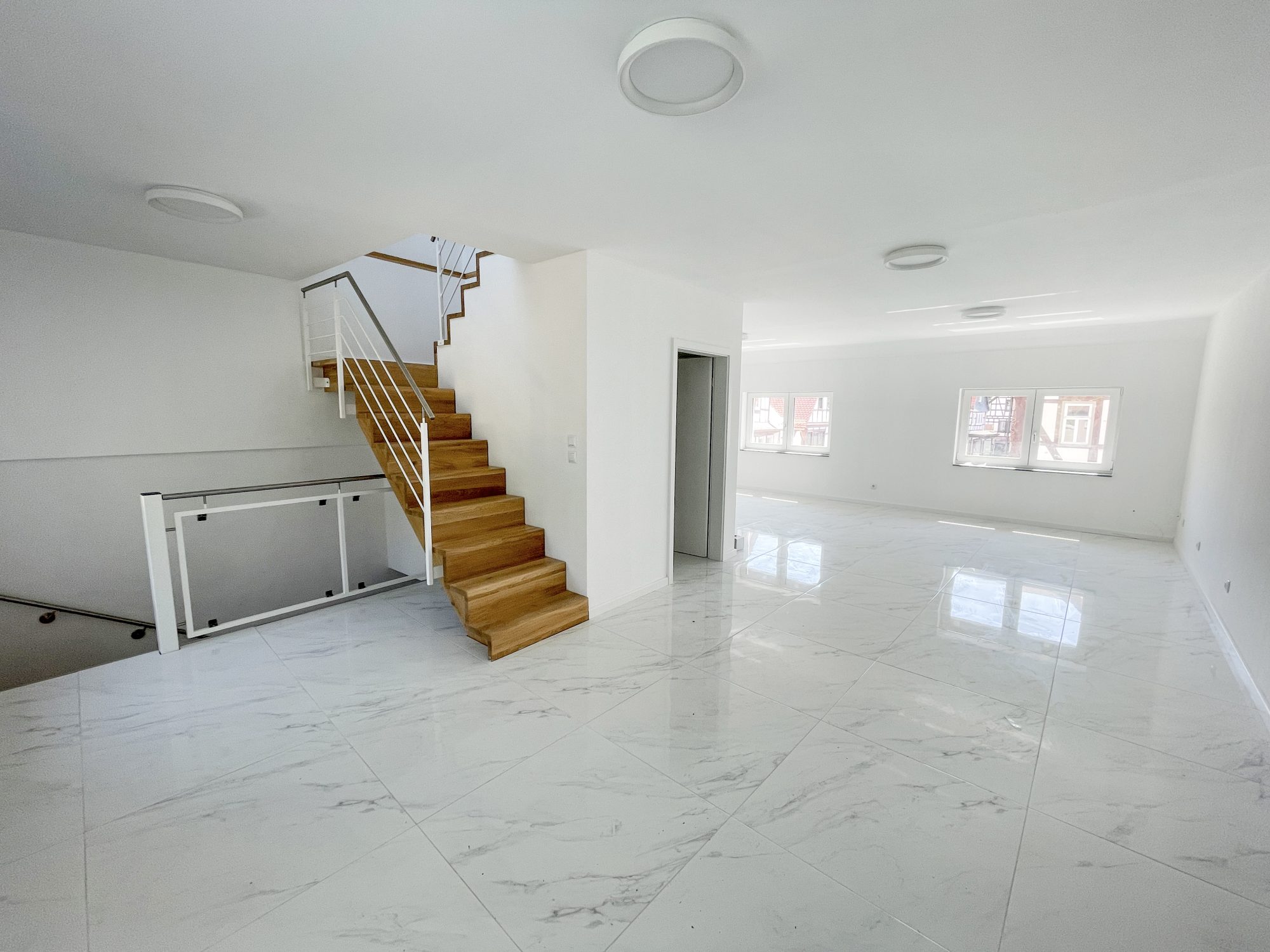 Traumwohnung Schlosspark Wächtersbach — Wohnzimmer